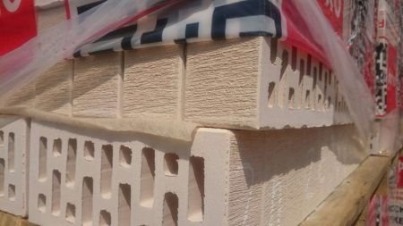 Облицовочный кирпич Старооскольский полуторный утолщенный 1,4 НФ Белый бархат